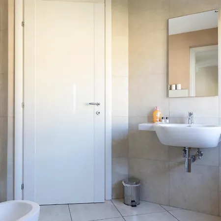 Al Tuscany Flat Lucca
