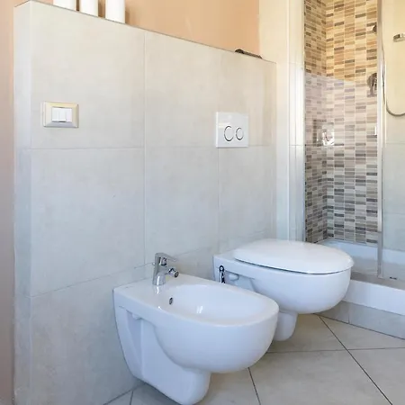 Al Tuscany Flat Lucca
